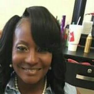 Meet your Posher, Priscella